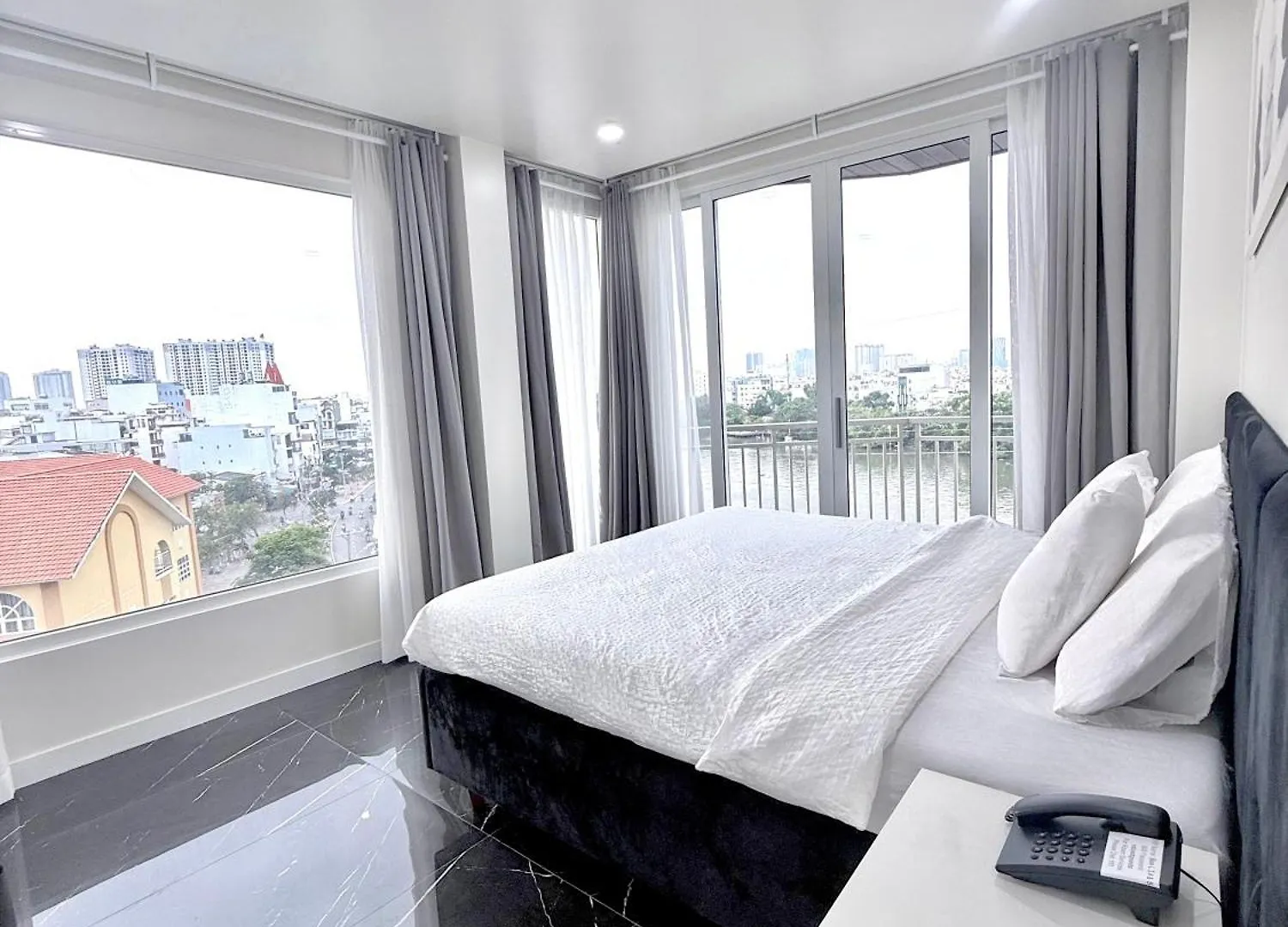 Bao Aurora Oasis Hotel ホーチミン市 3*,