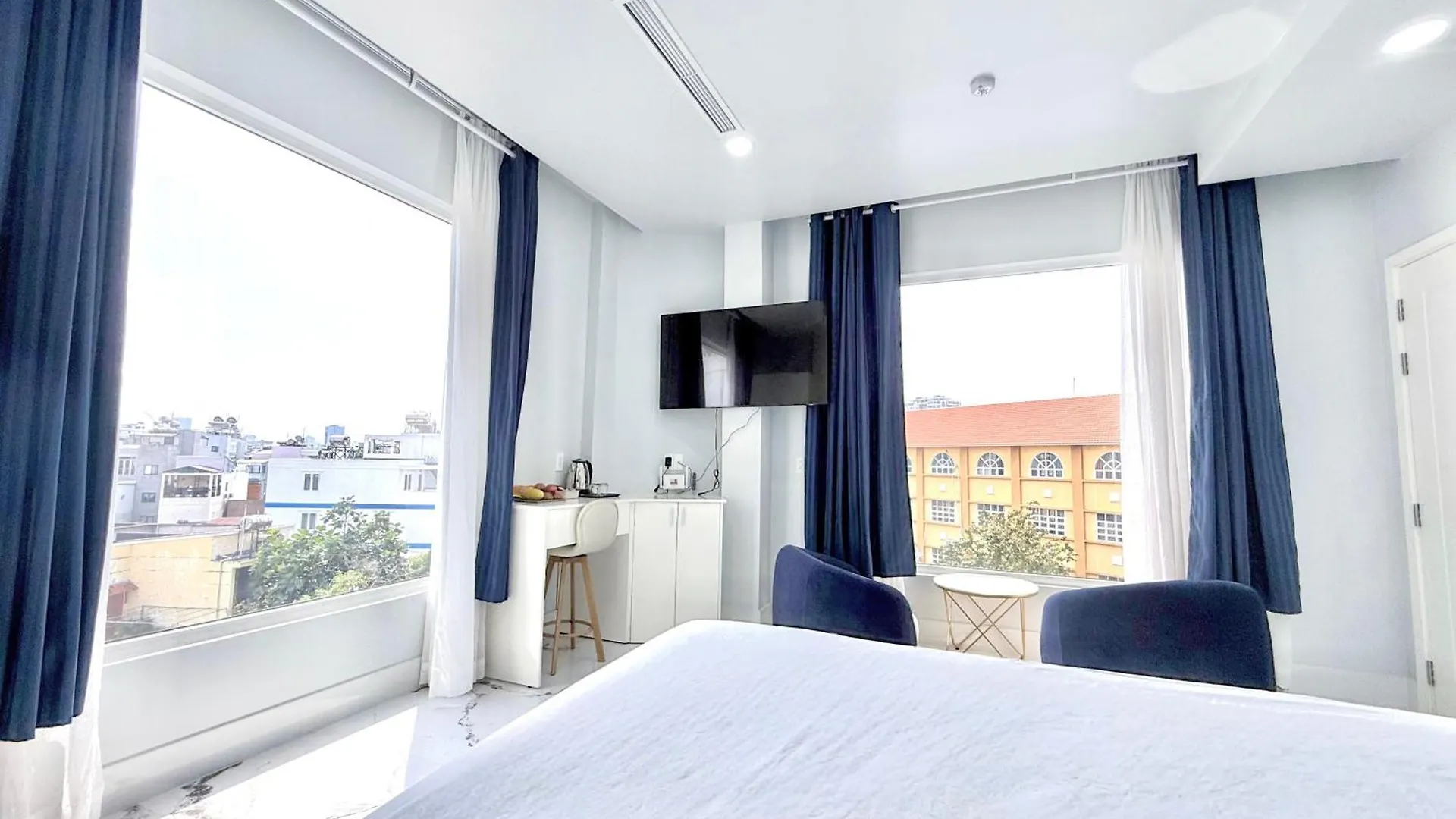 Bao Aurora Oasis Hotel ホーチミン市