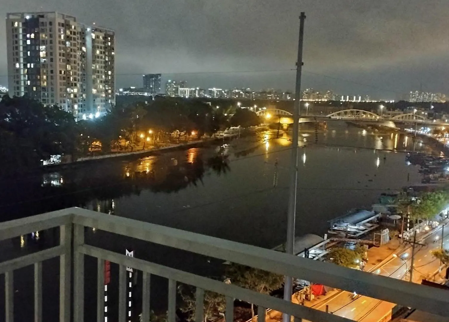 Bao Aurora Oasis Hotel ホーチミン市
